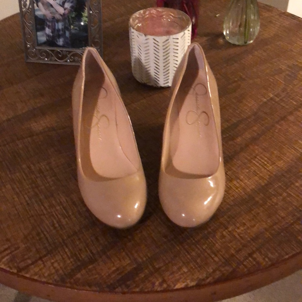 Tan Jessica Simpson Shows